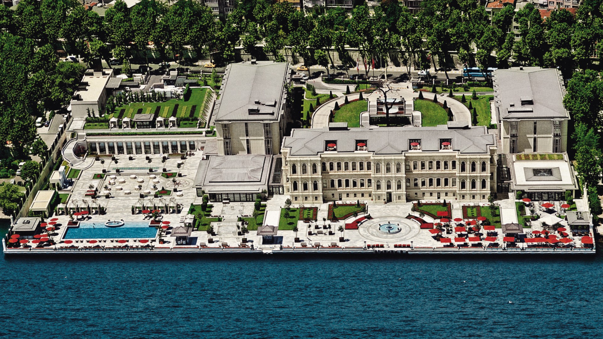 Four seasons bosphorus. Four Seasons Hotel Istanbul. Four Seasons Hotel Istanbul at the Bosphorus 5*. Four Seasons Стамбул. 4 Seasons Стамбул Босфор.