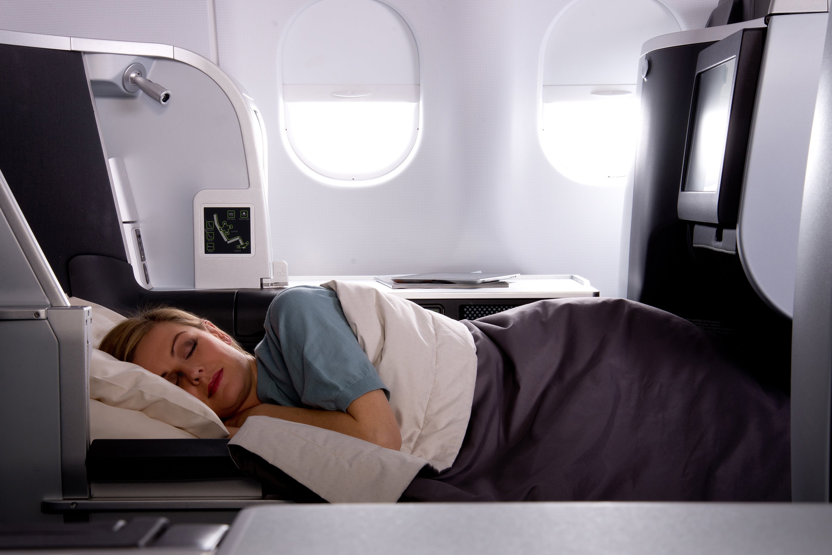 How to Find the Cheapest Business Class Flights & Tickets