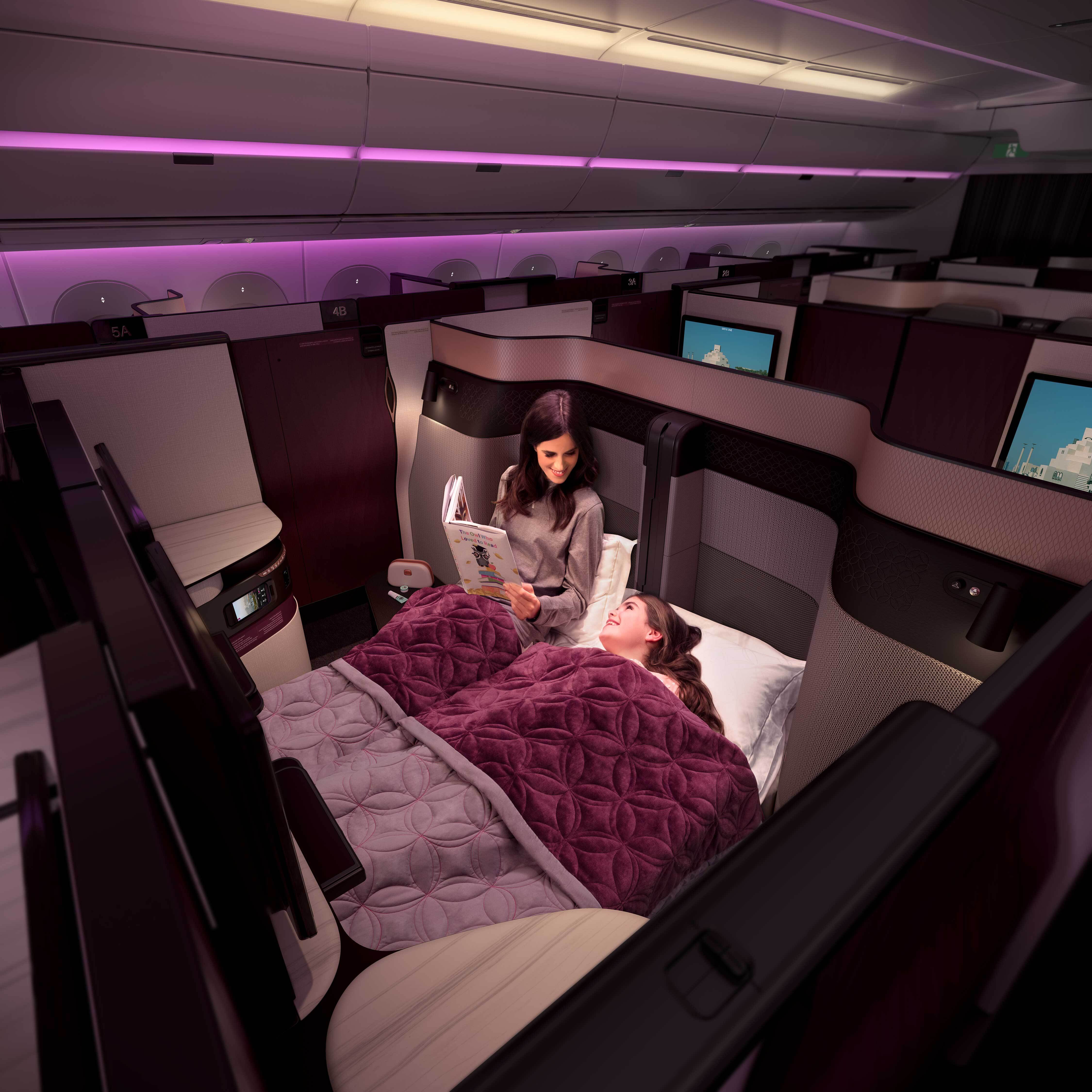 Катарские авиалинии. Qsuite Катарские авиалинии. Qatar Airways, Катар. Бизнес класс Катар Эйрвейз. Самолет Катар Эйрвейз.