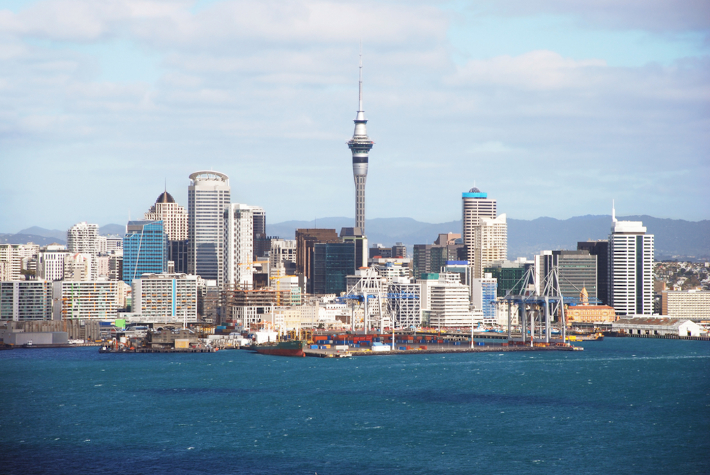 Emirates deploys A380 on world's longest route - Dubai to Auckland ...